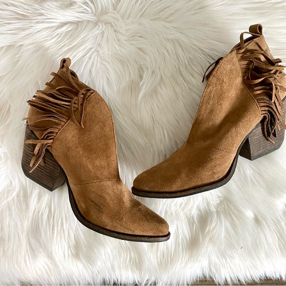✨MAKE OFFER✨ COCONUTS by Matisse Tan fringe booties - Picture 9 of 9